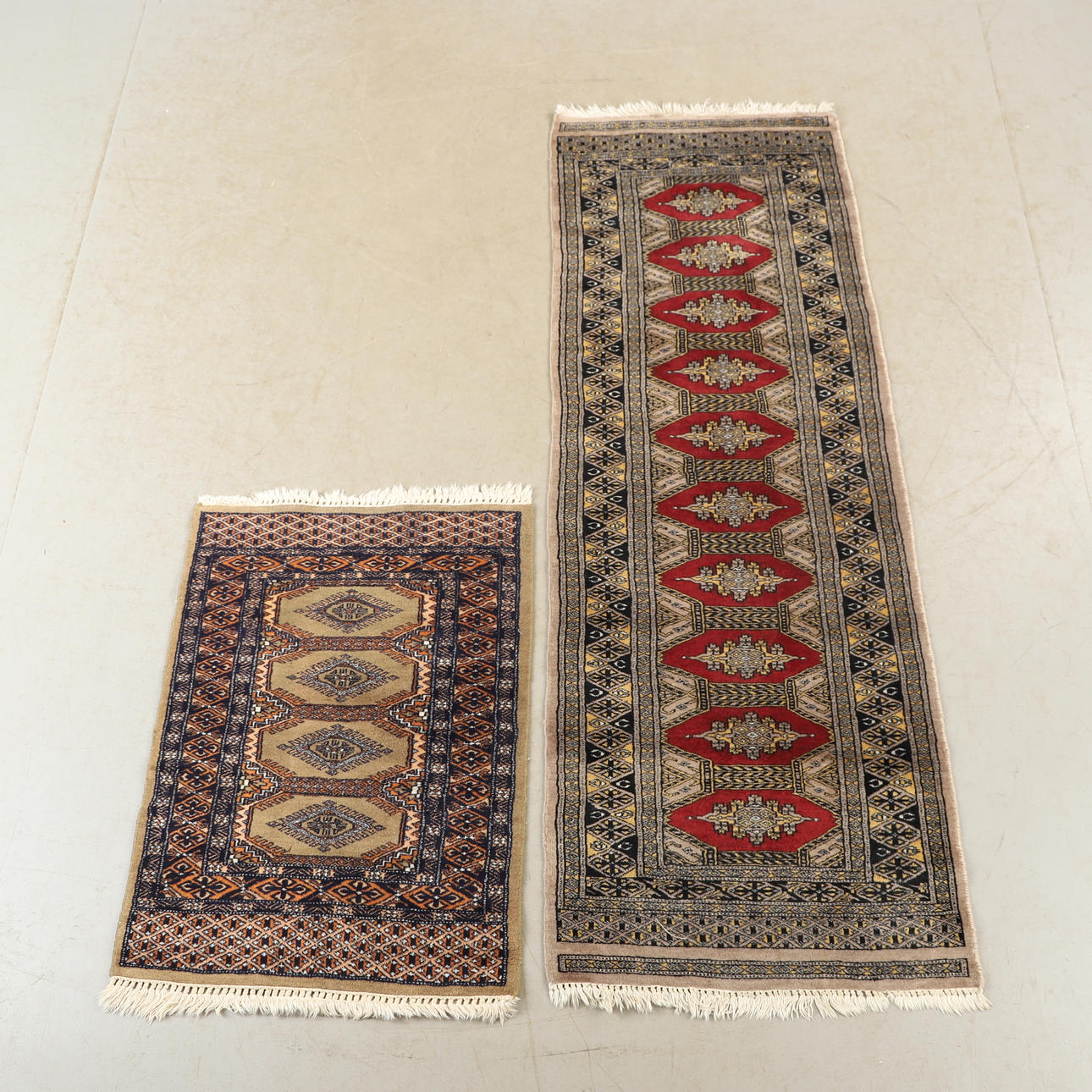 TÆPPER, 2 stk., orientalske.