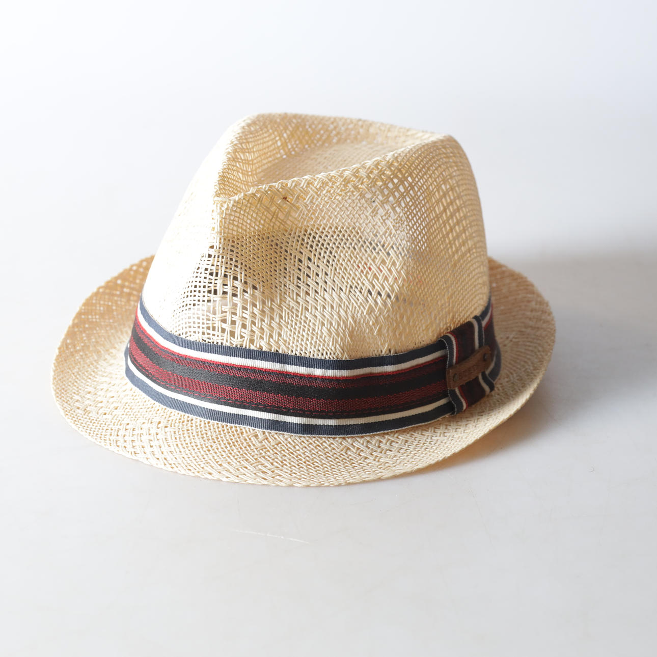 HAT, Stetson, contemporáneo.