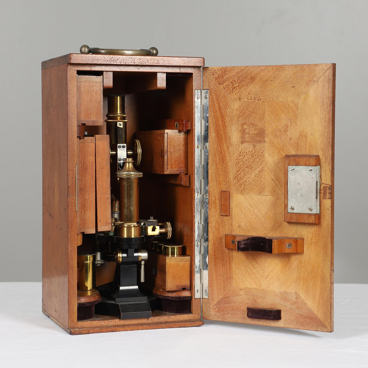 CASED MICROSCOPE - LEITZ WETZLAR.