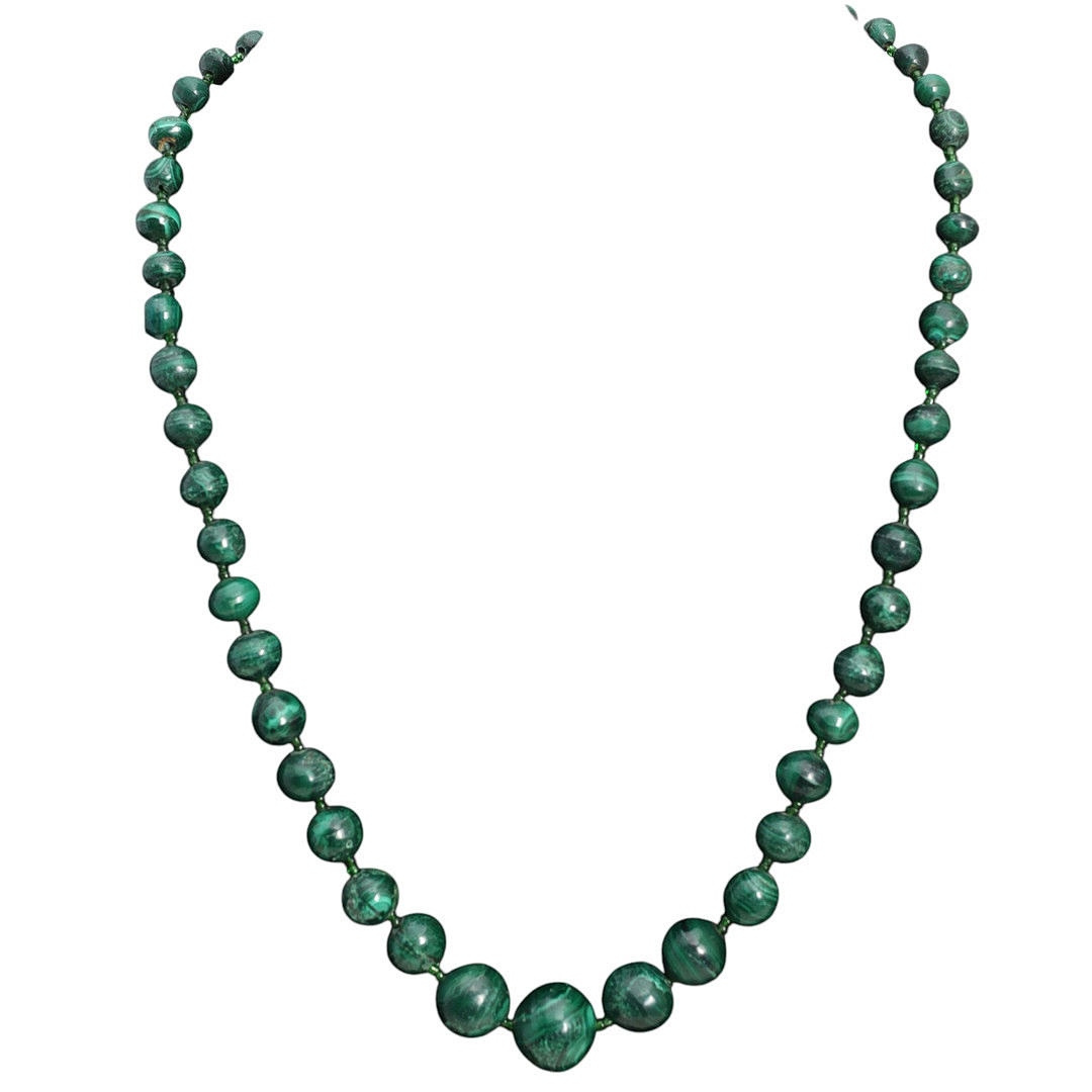 Collar de malaquita.