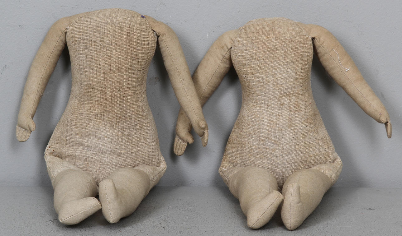 DOCKKROPPAR, 2 st, 1900 talets första hälft.