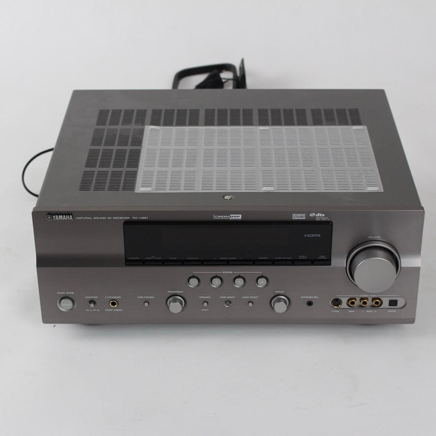 YAMAHA, RX-V661 lydforstærker.