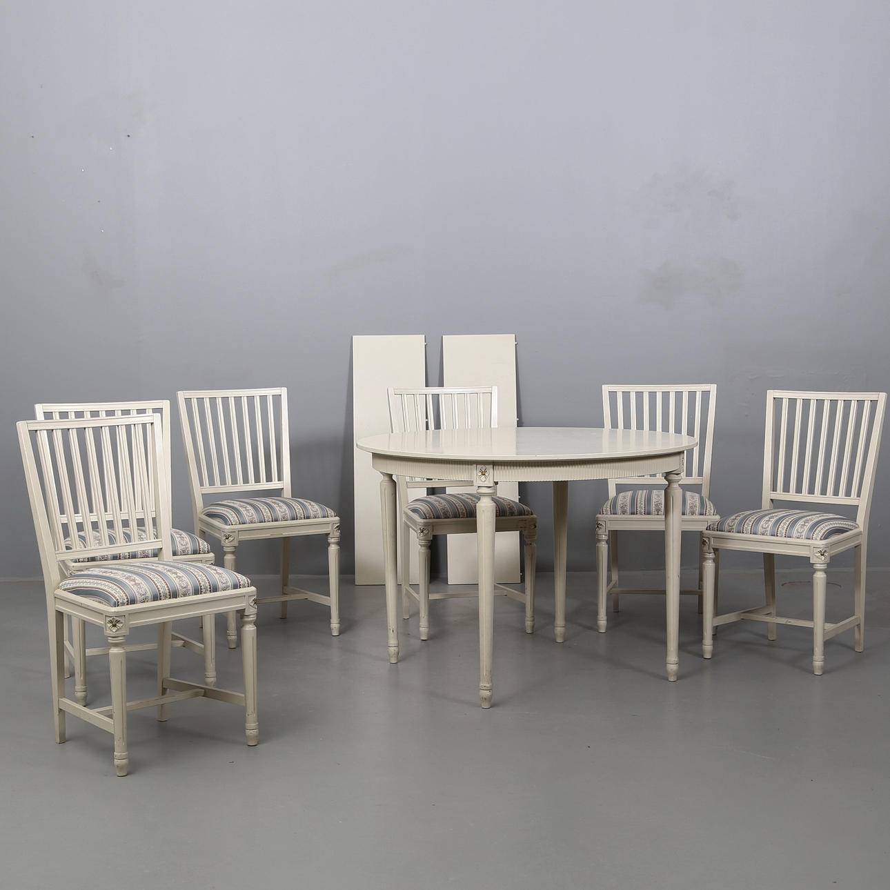 MATSALSMÖBLEMANG, 9 delar, gustaviansk stil.