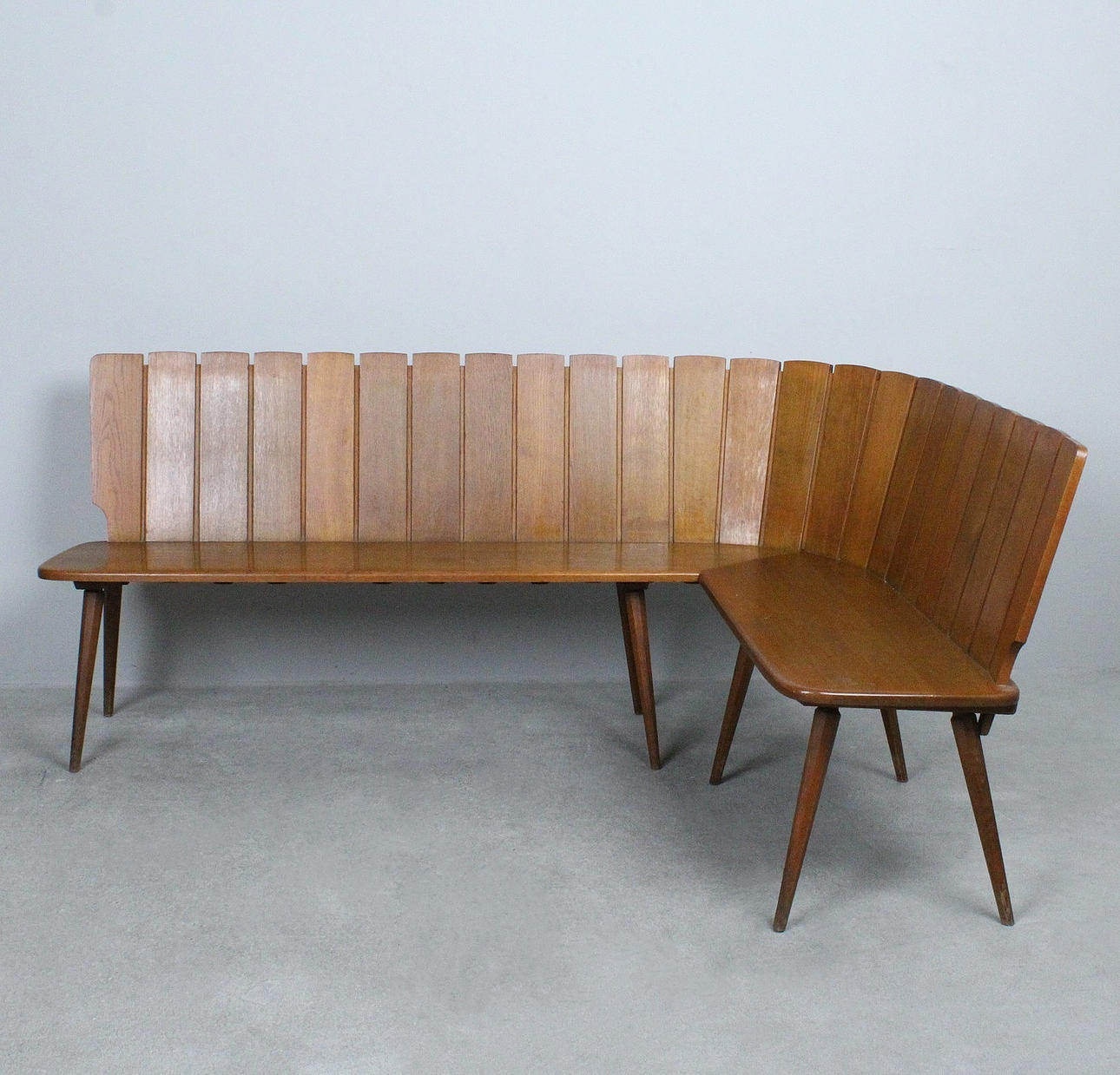 Brutalist bench/corner bench, oak.