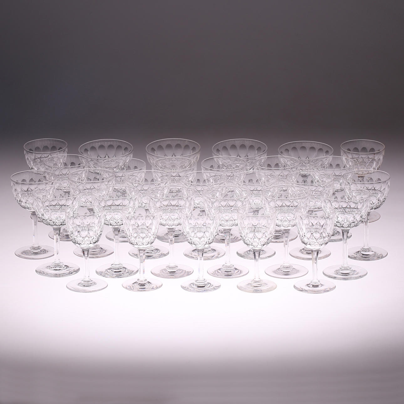 GLASSERVISDELAR, 29 delar, 1900-tal. Glas - Serviser - Auctionet