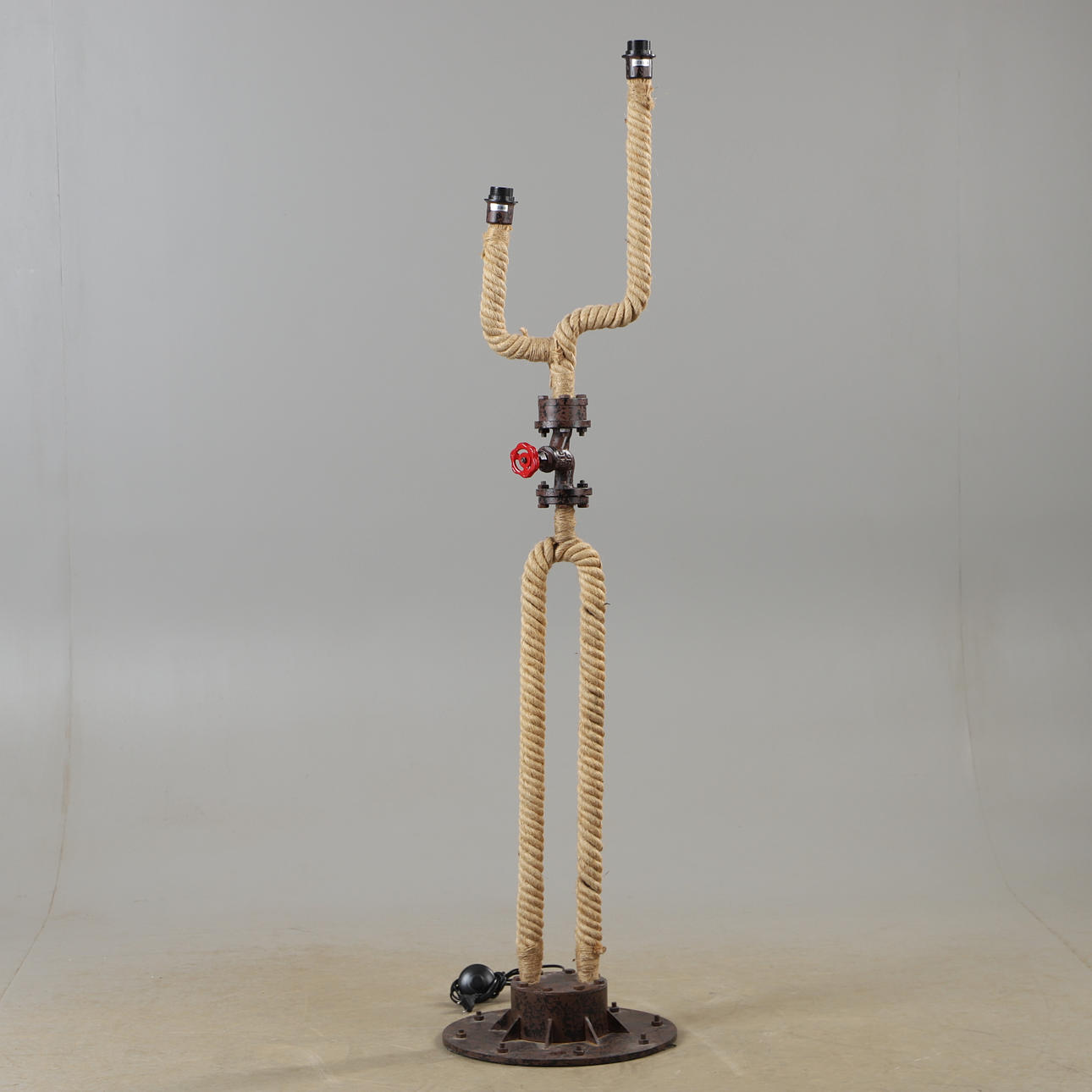 STEHLEUCHTE, Seil/Metall mit Ventil.