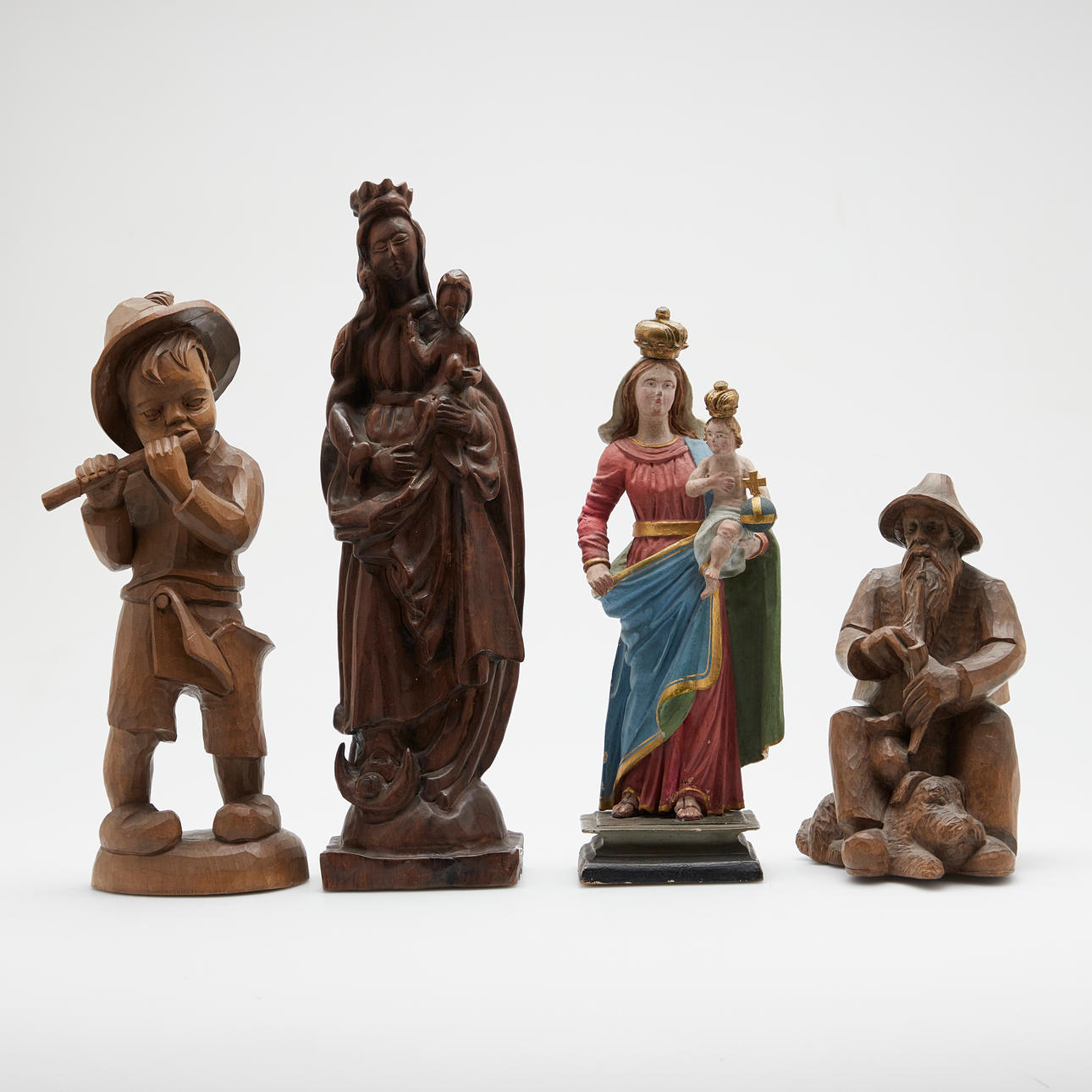4 Holzfiguren, handgeschnitzt, Deutschland und Österreich.