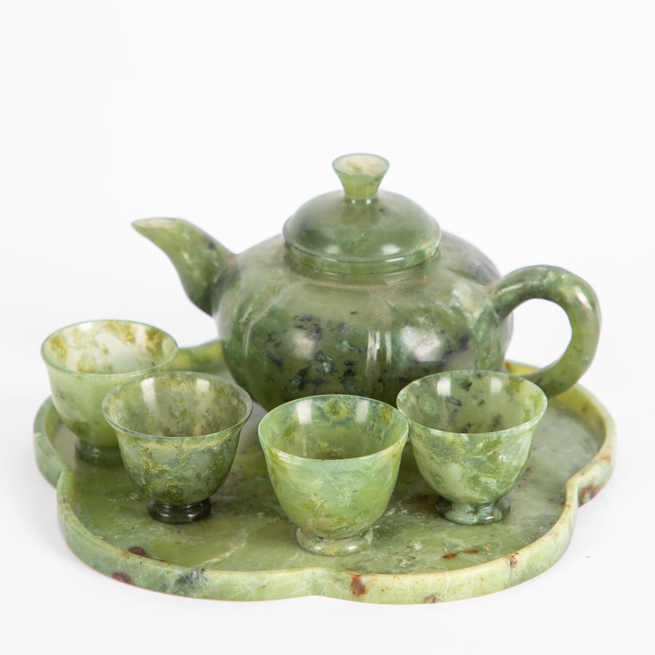 Miniature tea set, nephrite jade, China, 20. Jh. (6).