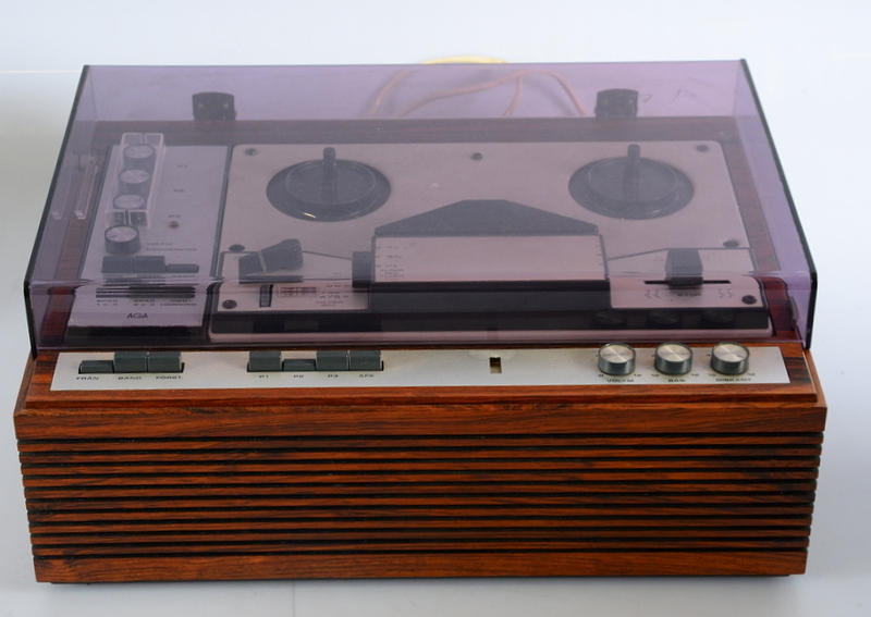 RULLBANDSPELARE MED RADIODEL OCH FÖRSTÄRKARE, AGA - Lidingö.