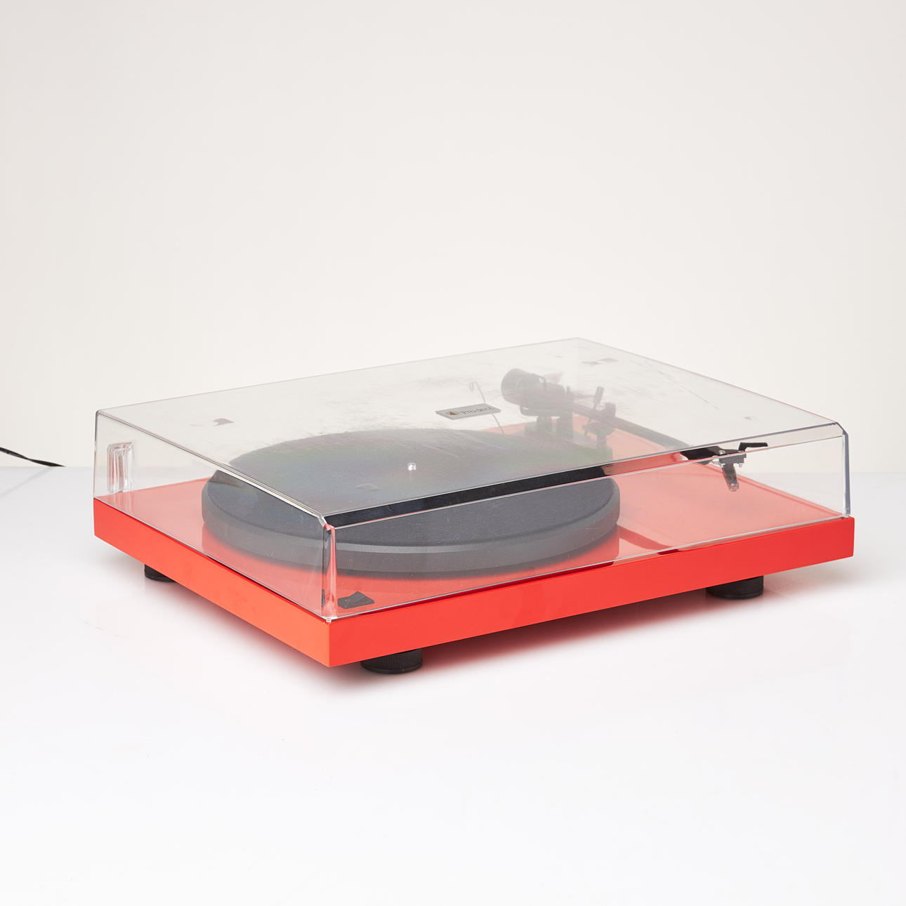 TURNTABLE, “Debut II”, with Ortofon OMB 5E pickup, Pro-Ject.