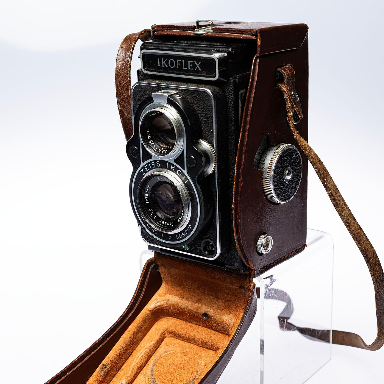 CAMERA, Zeiss Icon Ikoflex.