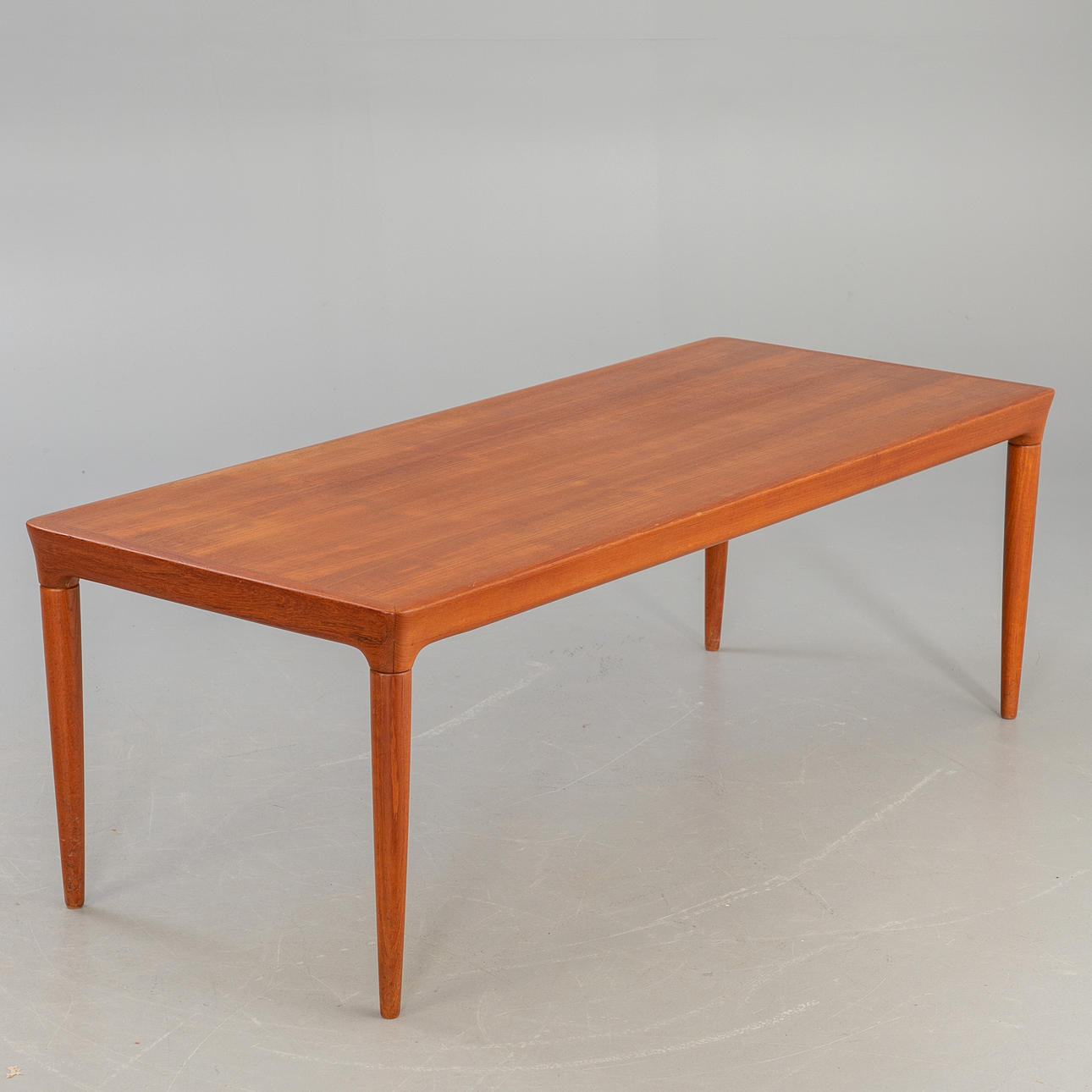 Silkeborg, Couchtisch in Teak, Dänemark, 2. Hälfte 20. Jh.