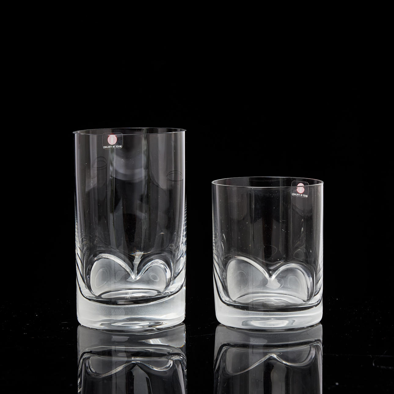 JORMA VENNOLA. A set of 11 Iittala “Claudia” glasses, 1980s, with 