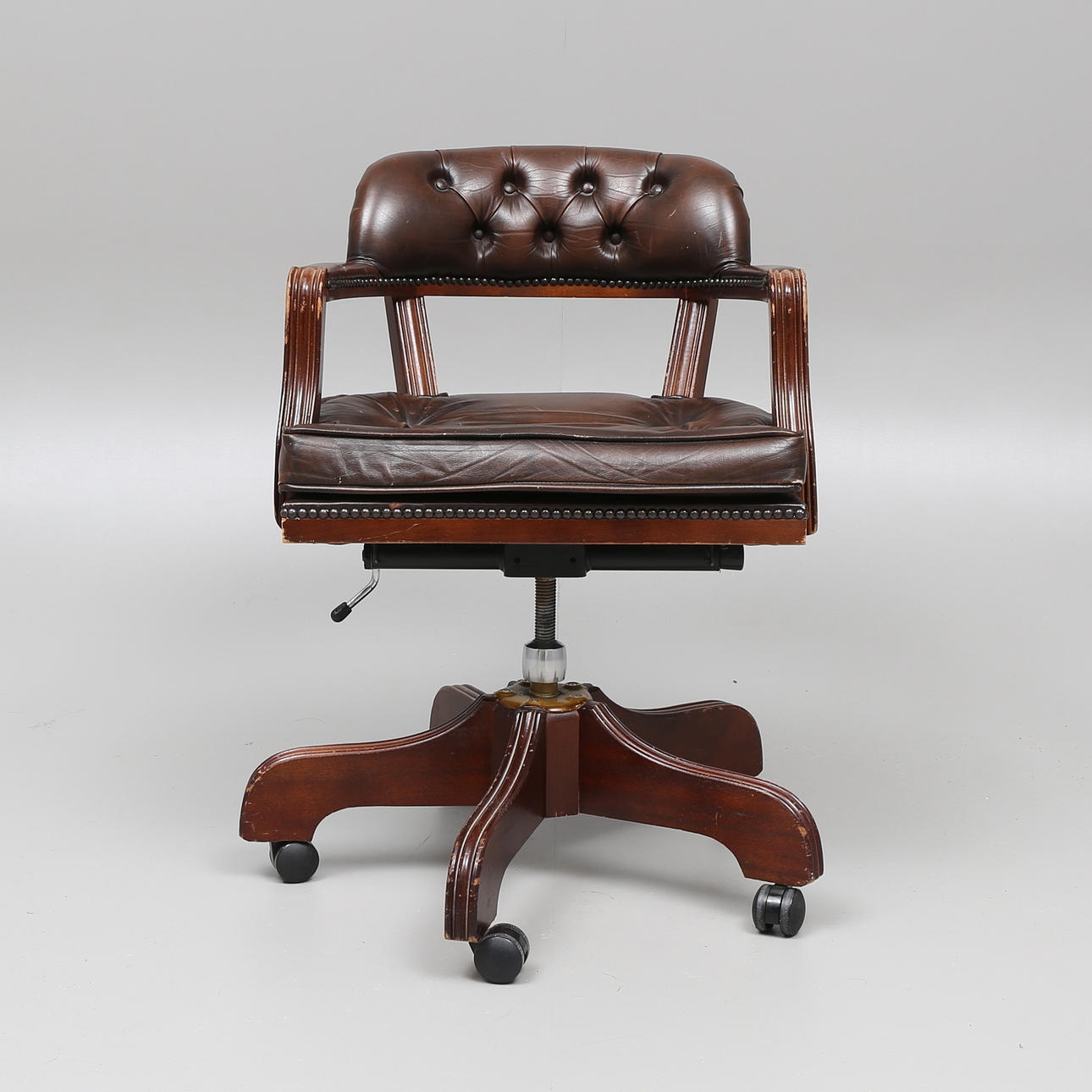 SKRIVBORDSSTOL, snurrmodell, engelsk stil, 1900/2000-tal.