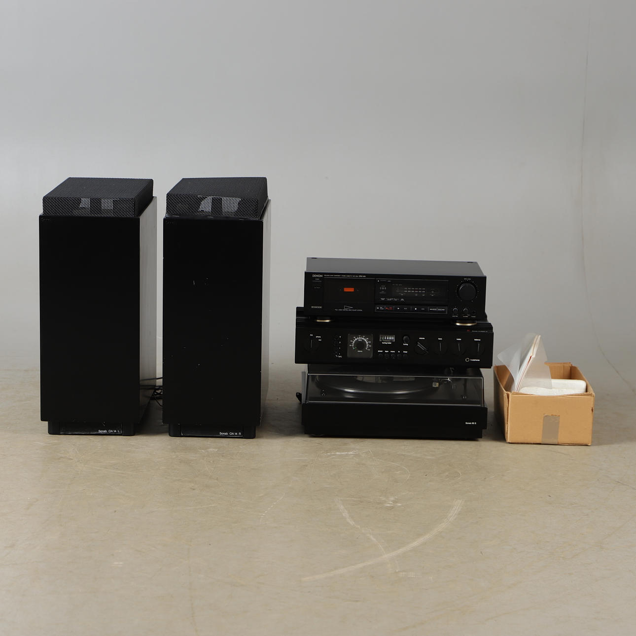 SOUND SYSTEM, 5 pieces, mostly Sonab.