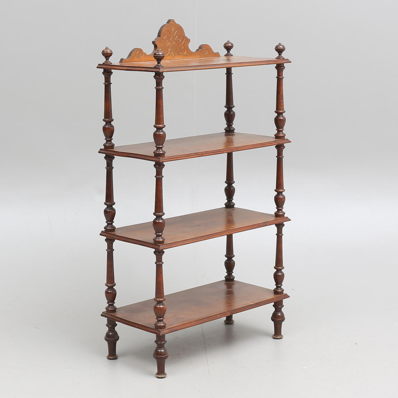 ETIENNEHYLLA, 1900 -tal.