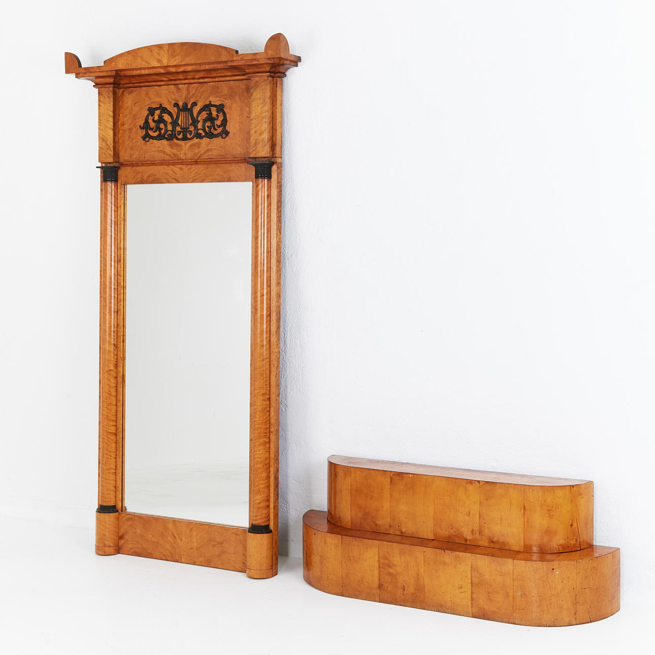 A biedermeier mirror, 1840/50s.