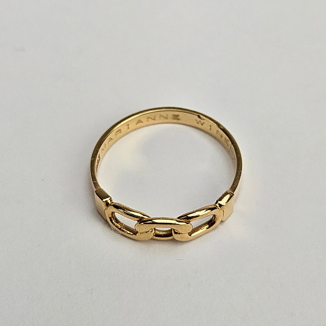 RING, „Bismarck“, guld, 18K, vægt ca. 2,6 gram.