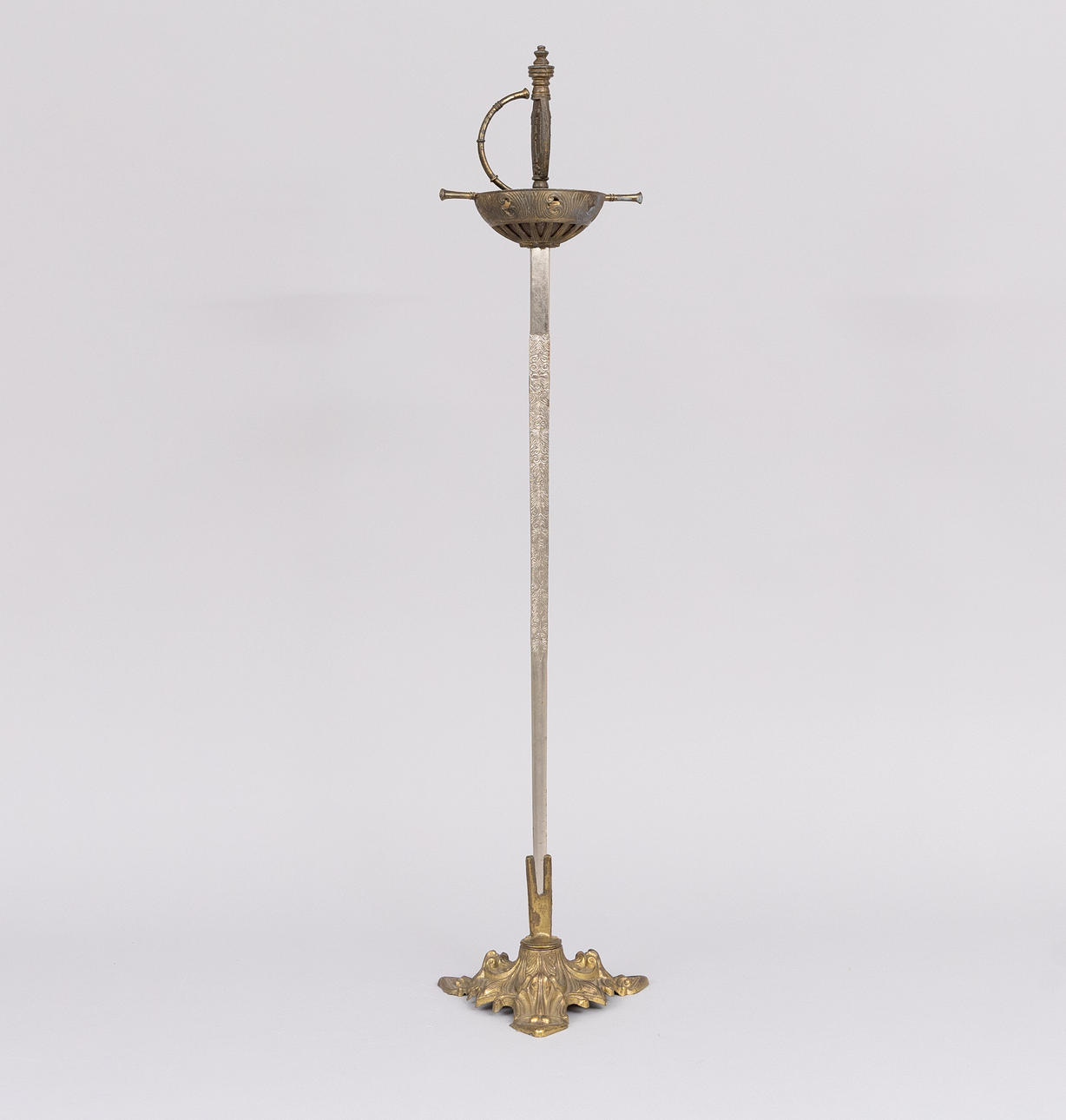 TUHKAKUPPI, rapier, 1900-luku.