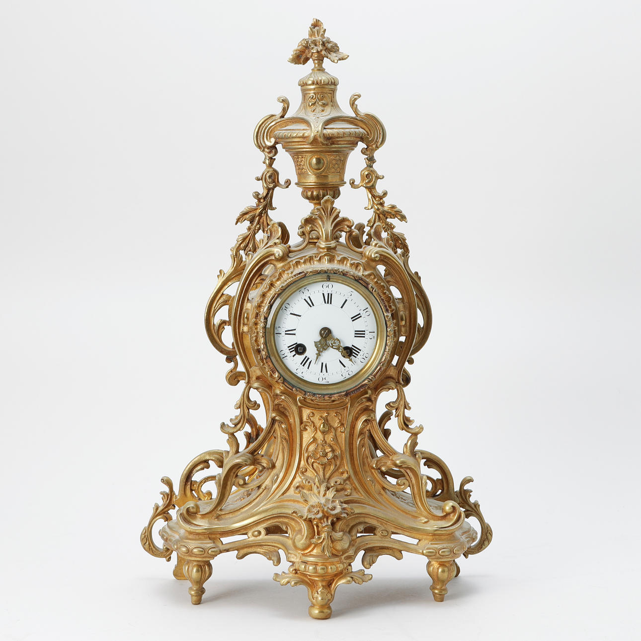 A Neo-Rococo table pendant, 18th/20th century.