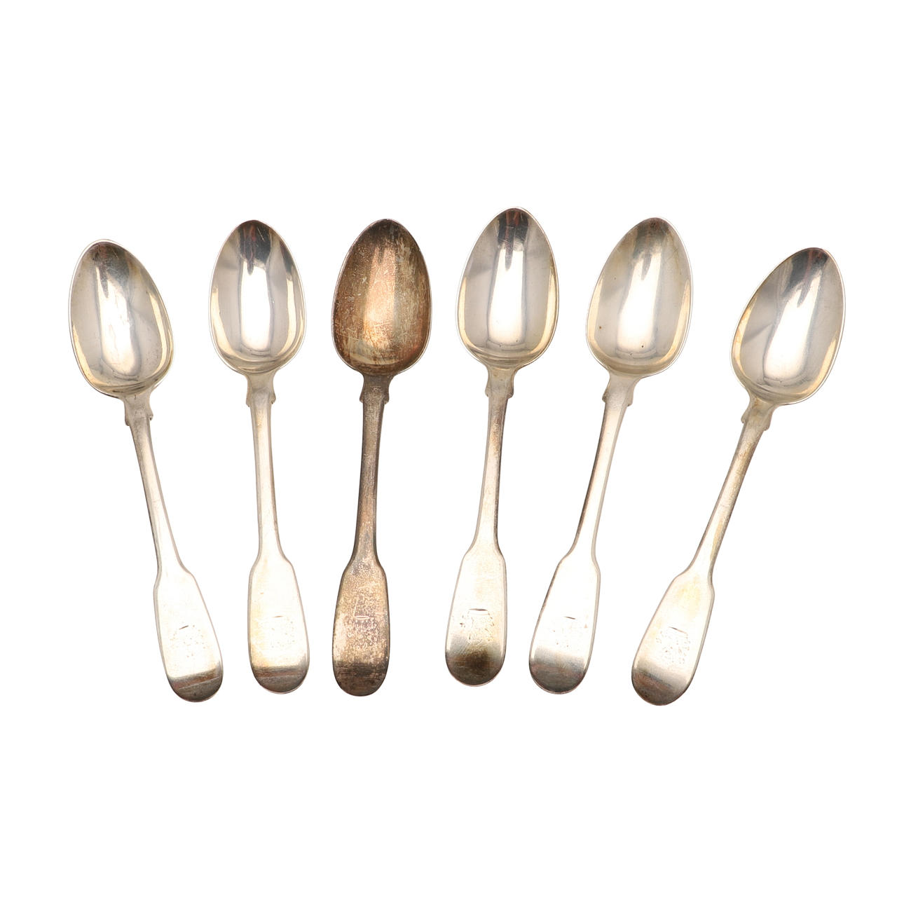 A SET OF SIX GEORGE IV FIDDLE PATTERN SILVER TEASPOONS.