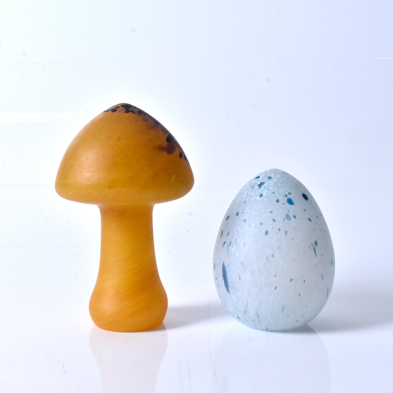 SPONGE AND EGG, glass, Monica Backström, Boda.