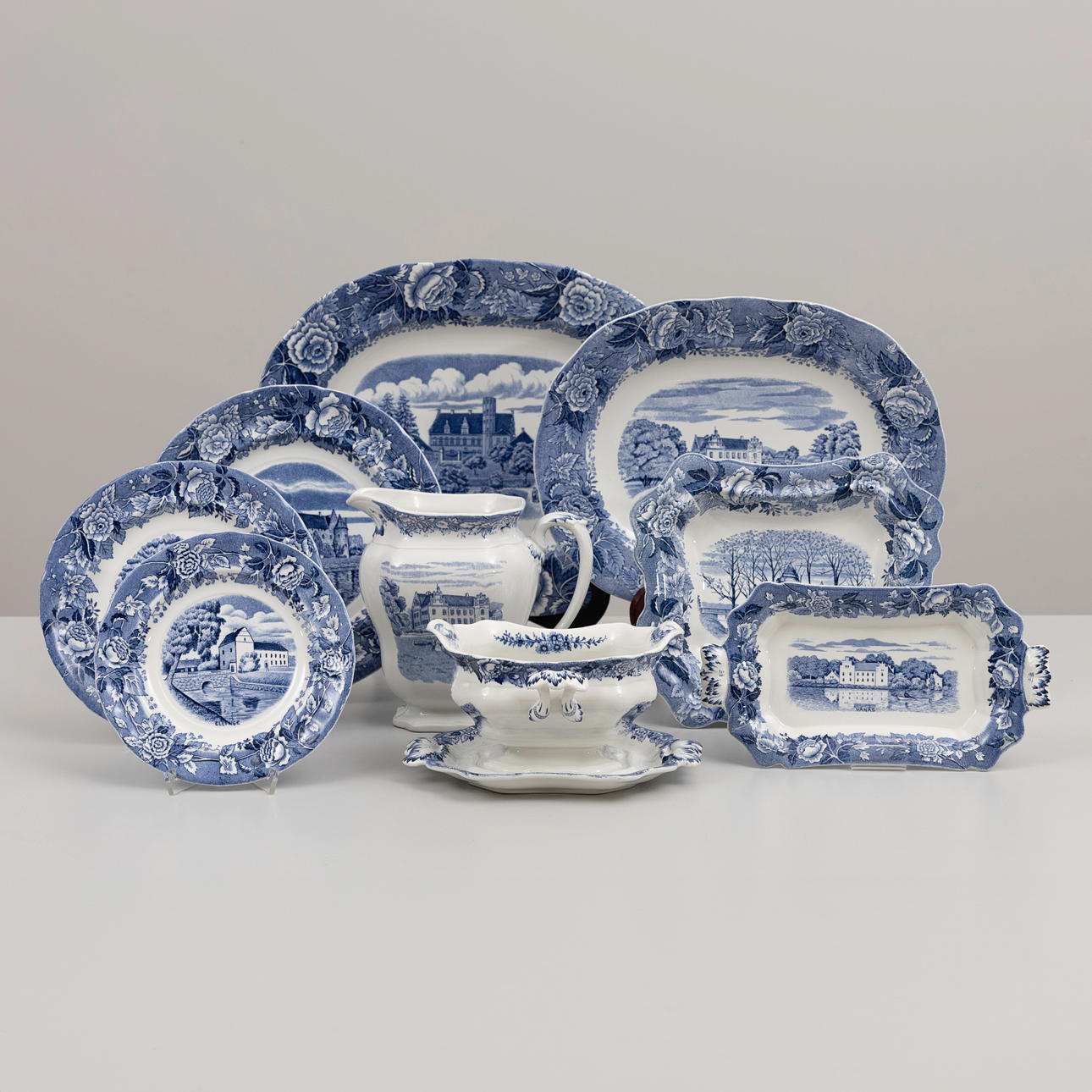 A 40 dlr “Skåne” flintware set, Rörstrand.