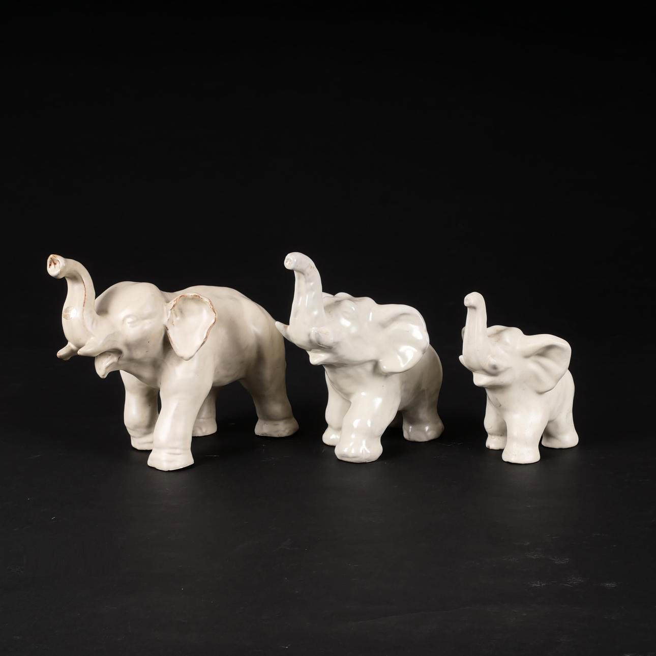 VICKE LINDSTRAND. Three ceramic elephants, Upsala Ekeby.