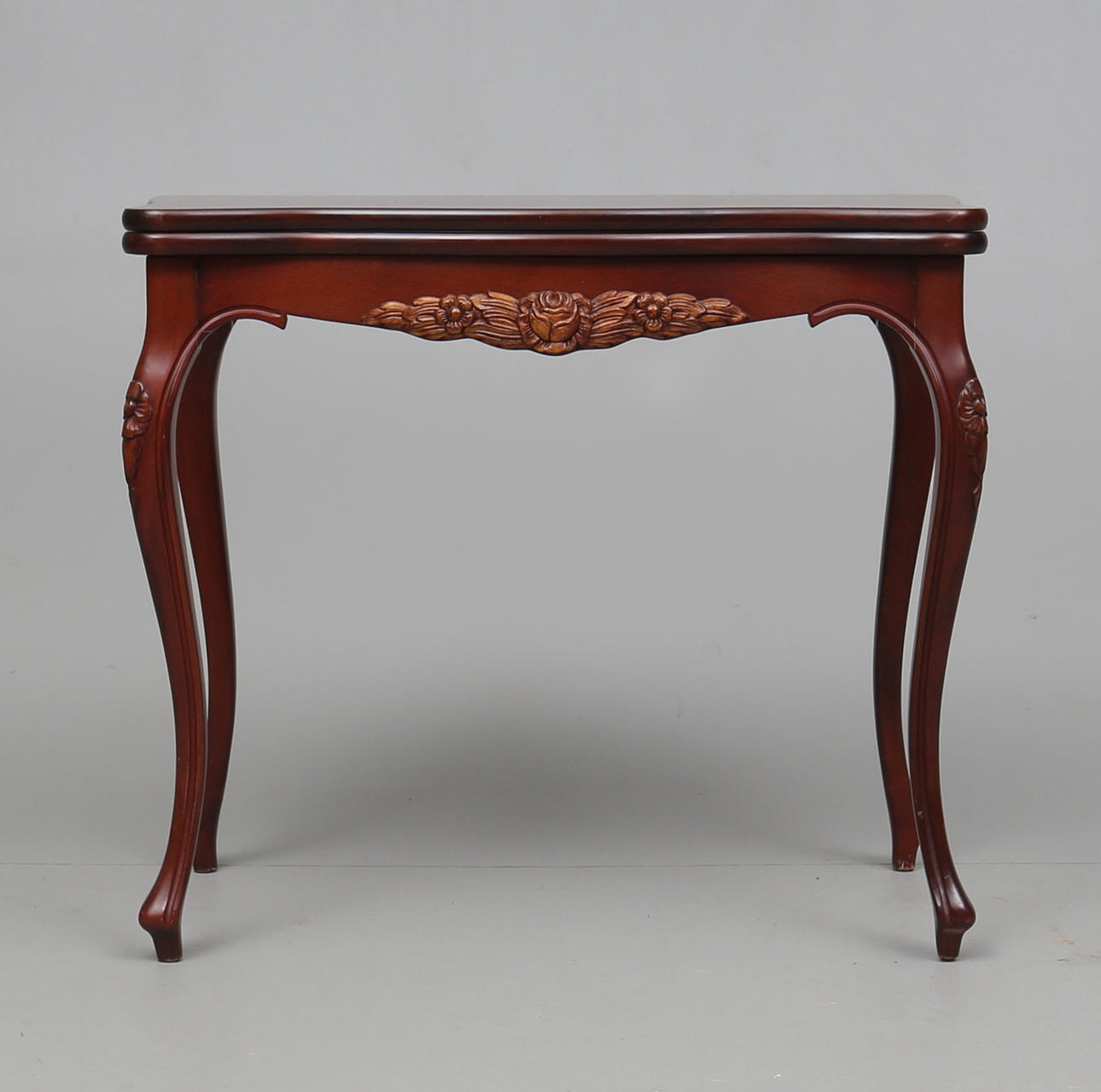 SPELBORD, rokokostil, 1900-talets andra hälft.