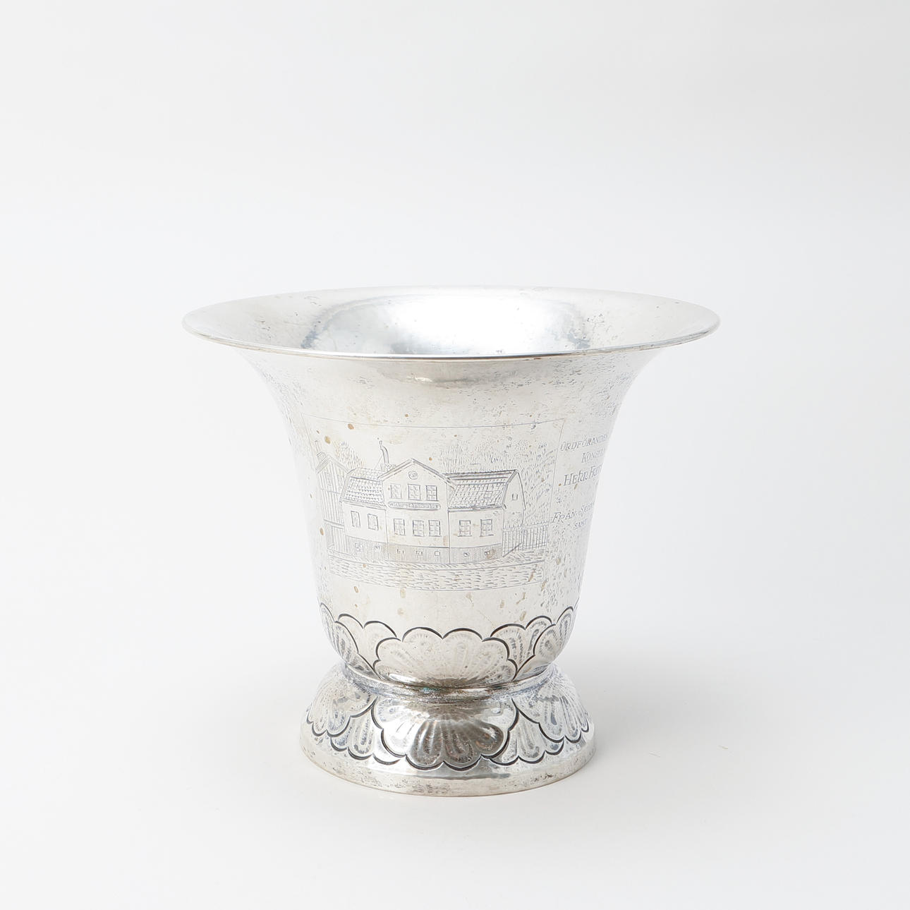 SKÅL, silver, CG Hallberg, 1924. Vikt 606 gram.