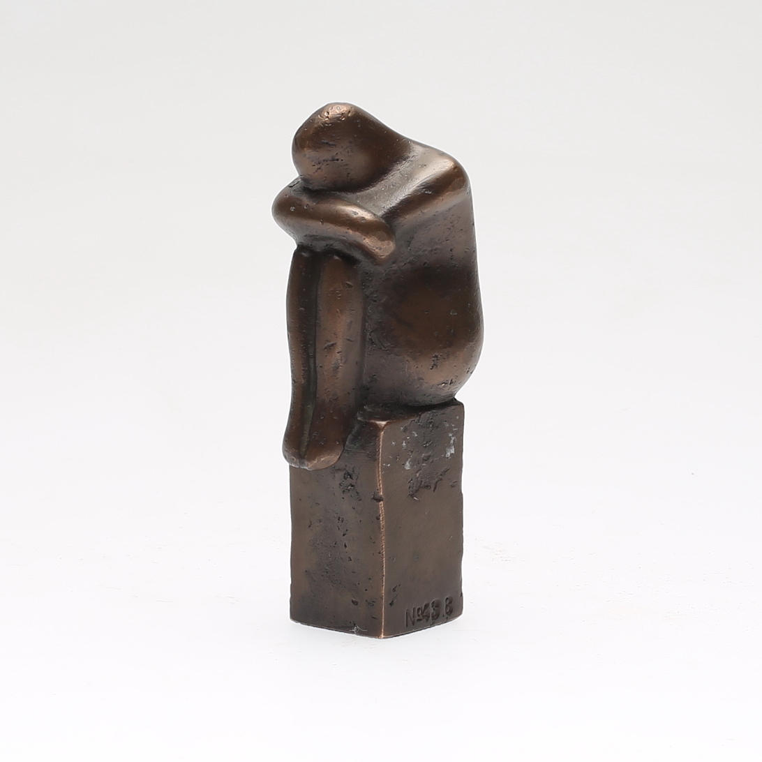 LISA LARSON. "Meditation", brons, signerad Lisa Larson samt numrerad 438.