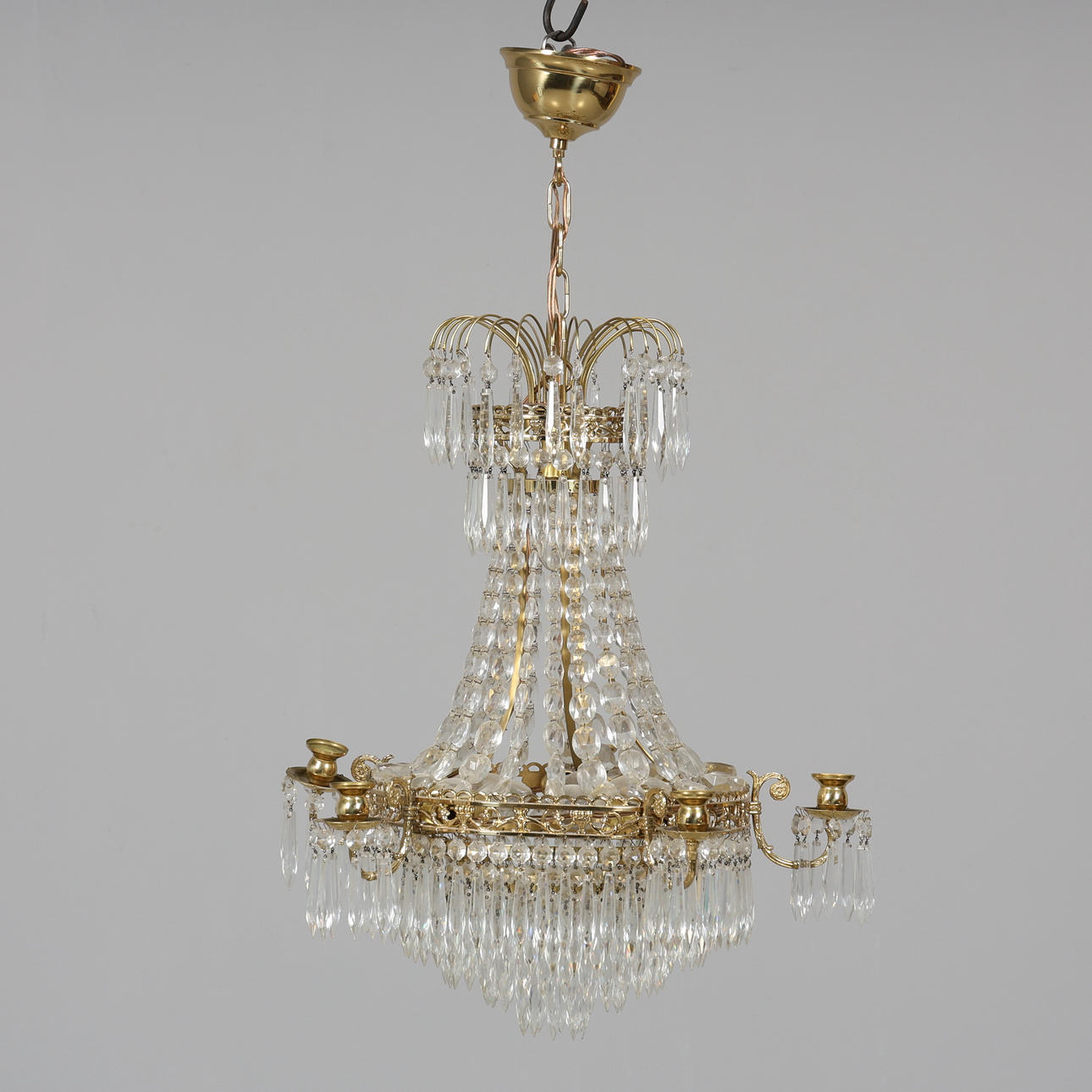 Deckenlüster im Empire-Stil, 20. Jahrhundert.