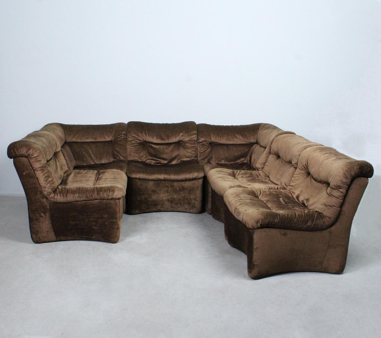 6-piece modular sofa/sofa, velor, 1970s.