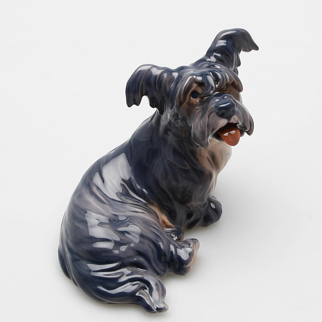 FIGURIN i porslin, skye terrier, Dahl Jensen, Danmark.