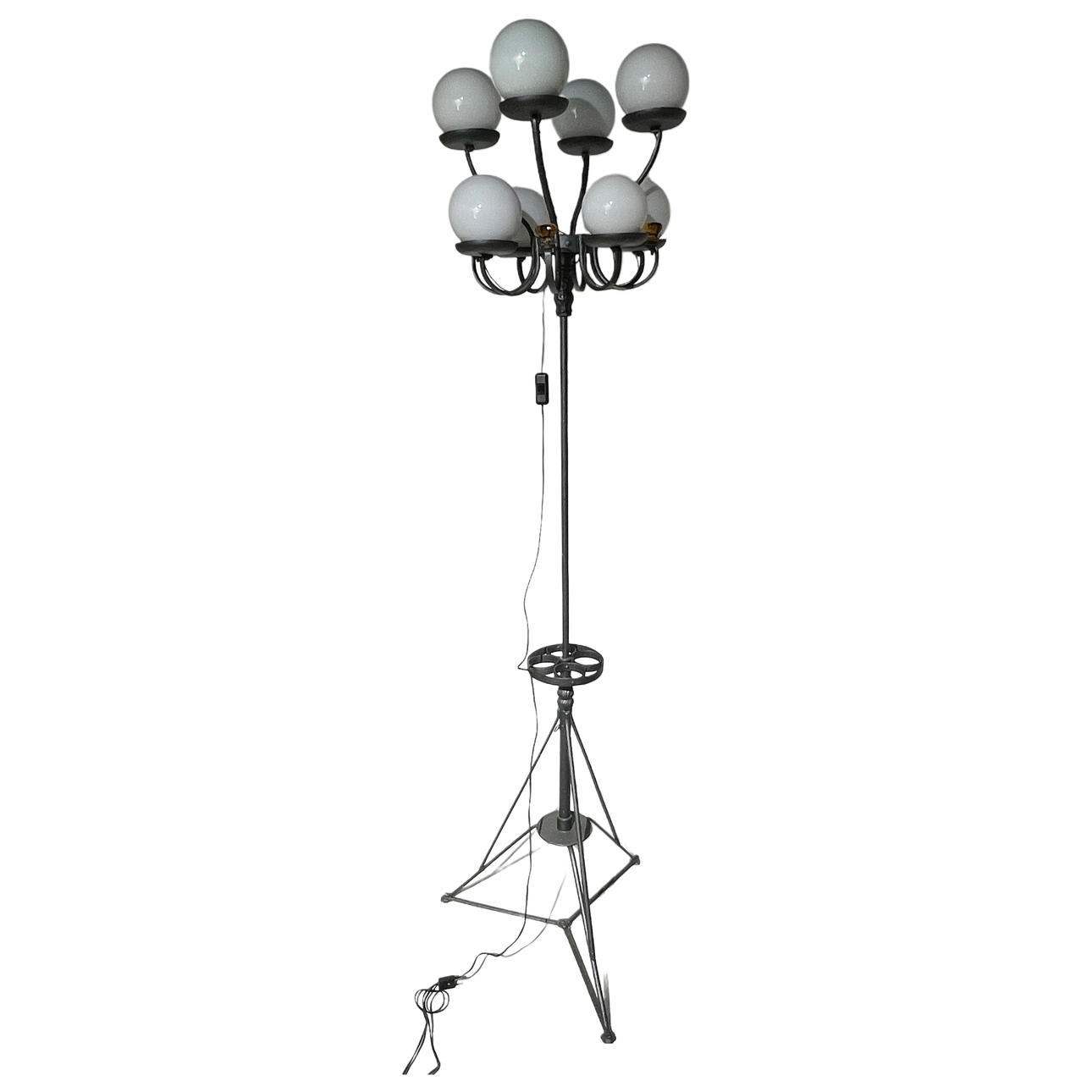8-light iron floor lamp with opaline balloons.