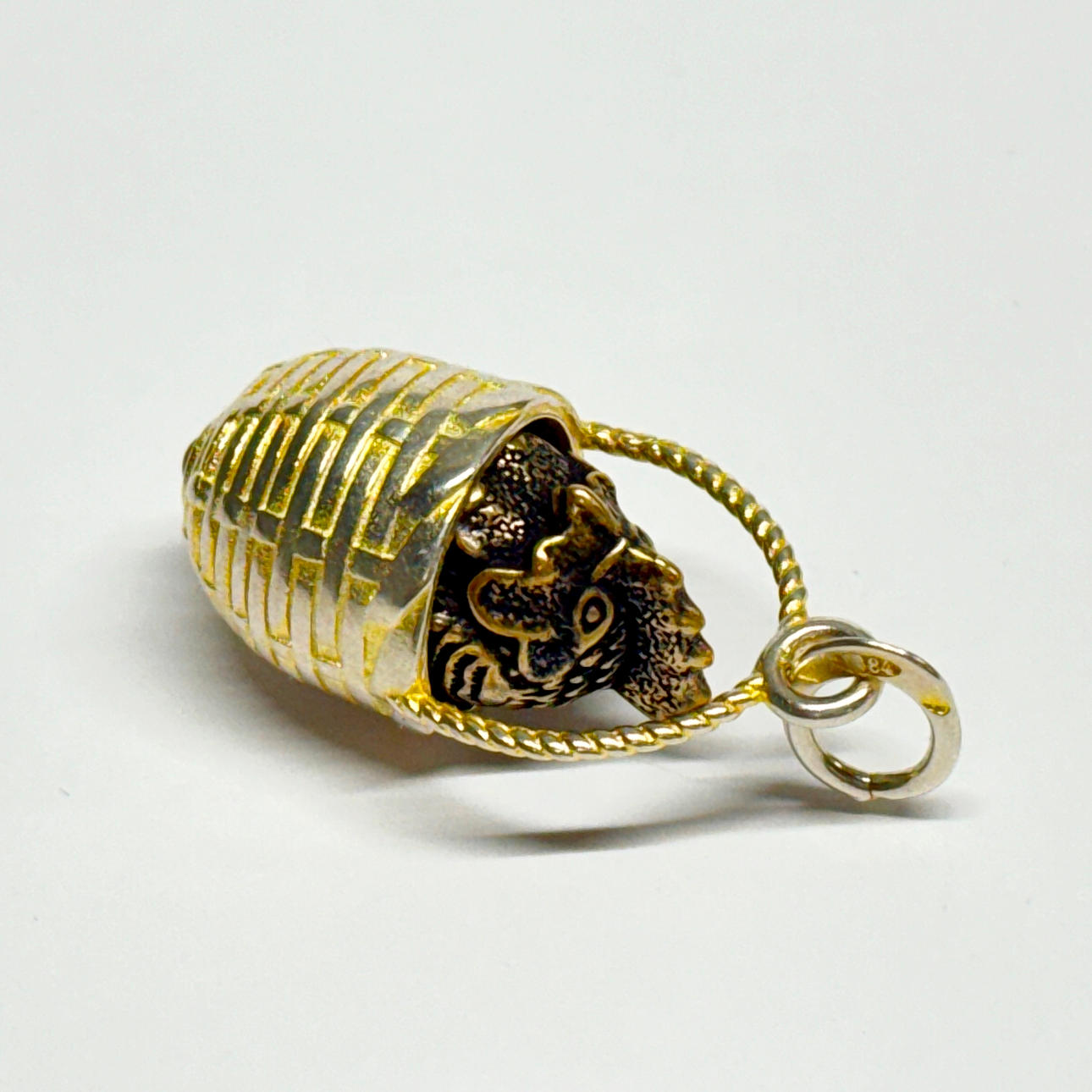 .84 SILVER RUBY SET PENDANT.