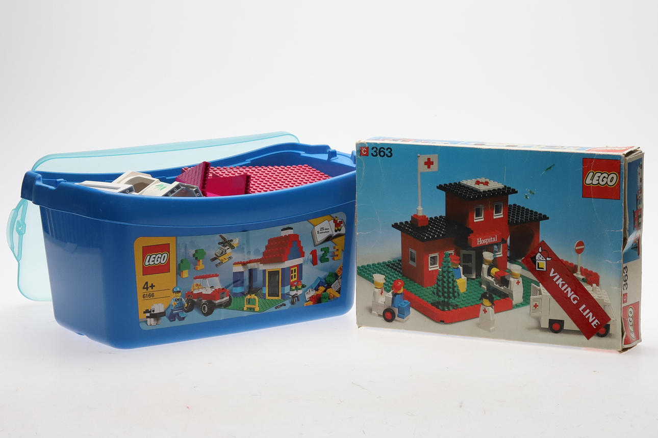 LEGO, Not complete sets.