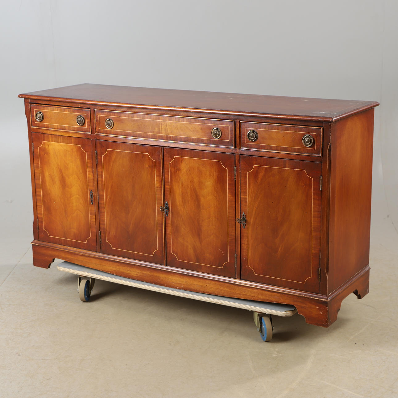 SENKKI, mahonki, englantilainen.