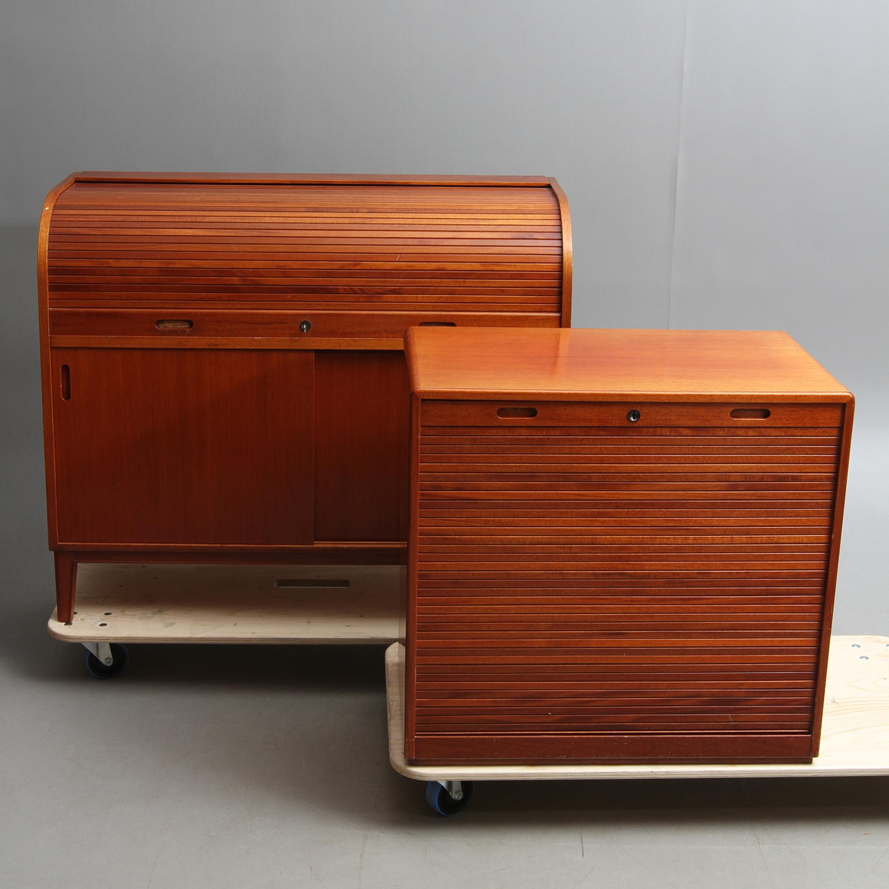 SEKRETÄR, med rulljalusi, Åtvidabergs, ARKIVSKÅP, med jalusidörr, 1900-talets mitt.