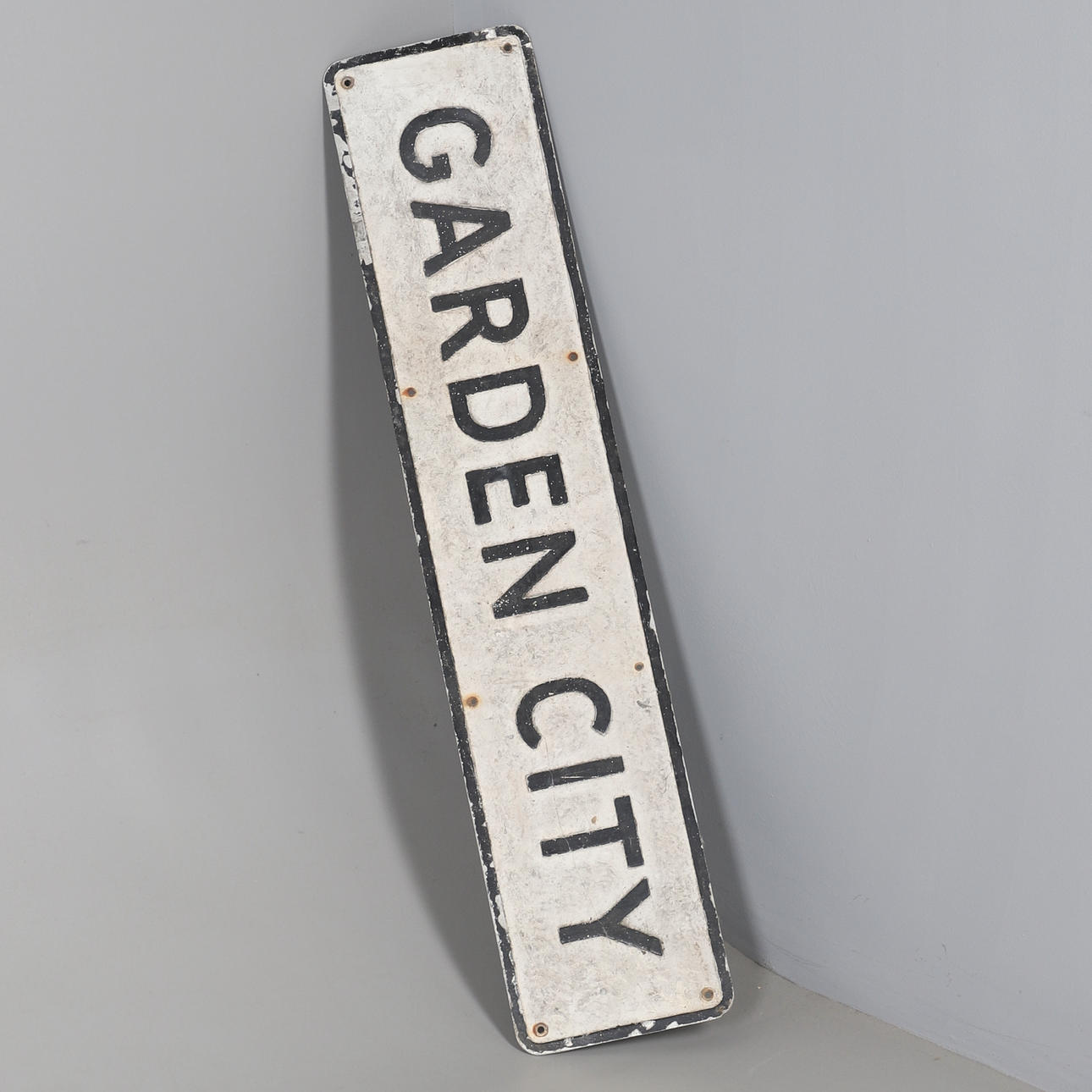 'GARDEN CITY' STREET SIGN.