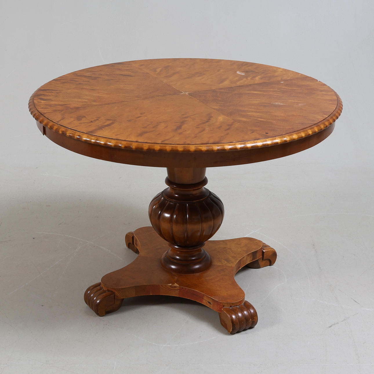 A Karl Johan-style coffee table, flame birch, 20th century.