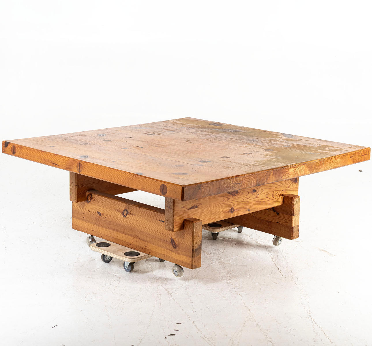 ROLAND WILHELMSSON. Coffee table “Kvadraten”, solid pine, 1970s.