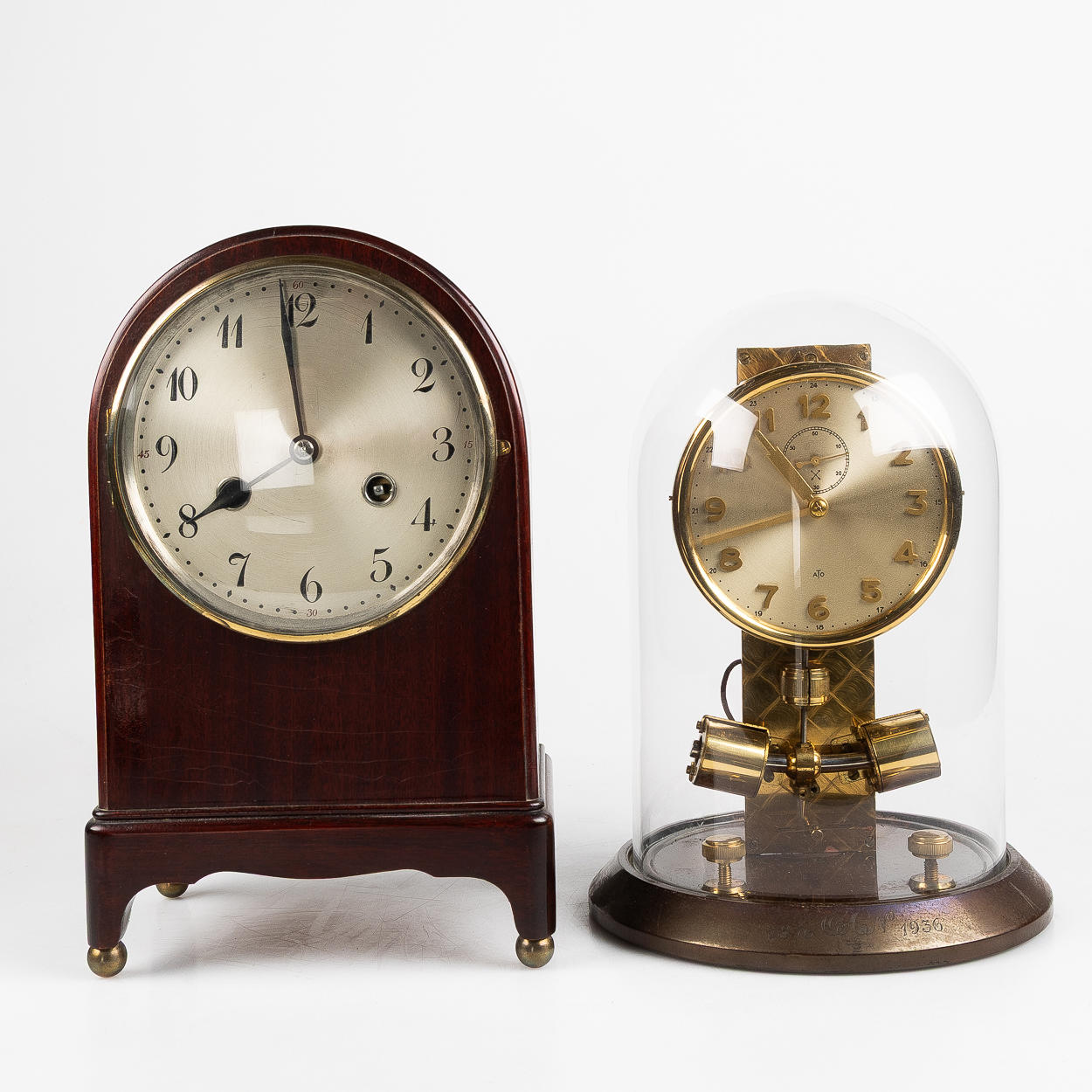 A table clock, 2 pieces, Junghans and ATO, among others Jugend.