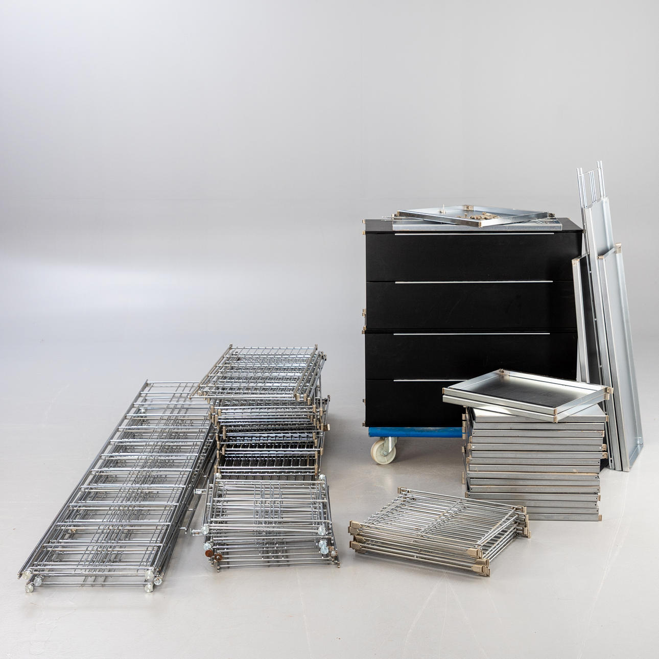 Balton, Regalsystem / Drahtregal, verchromt.