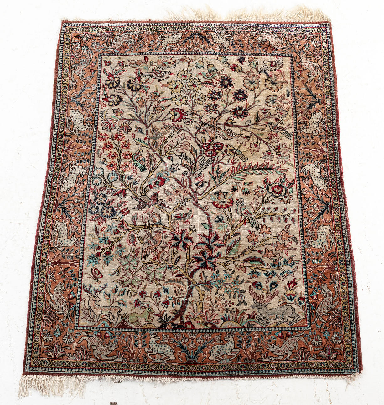 CARPET, Oriental, hand-knotted, figural pattern approx 83 x 122 cm.