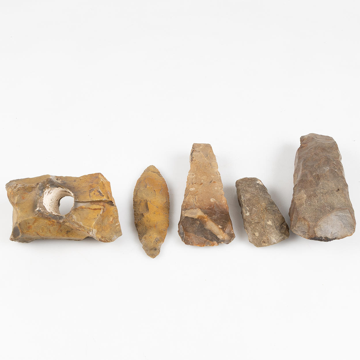 FLINT AXES, mm, 5 pieces, Neolithic, Neolithic Age.