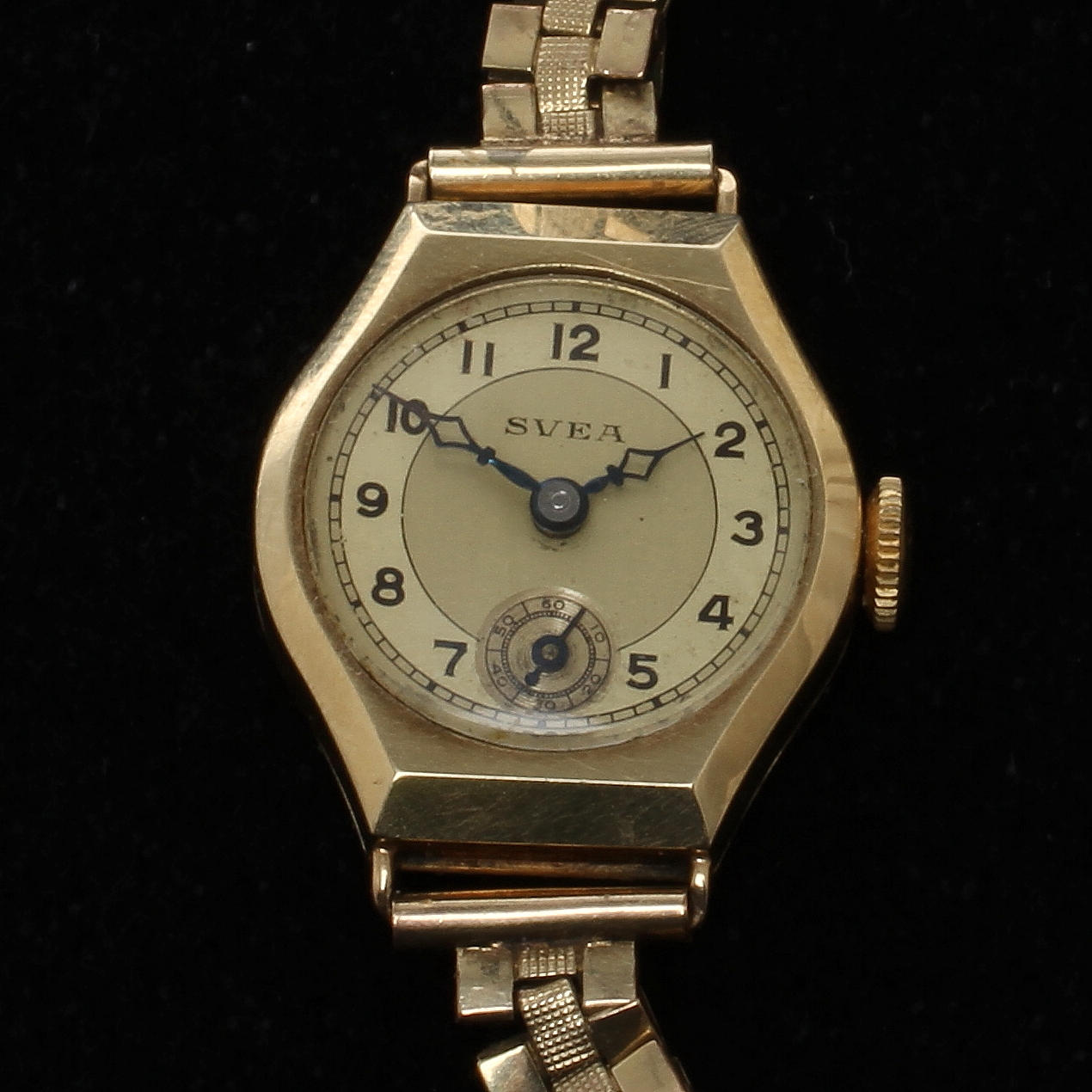 ARMBANDSUR, dam, urtavla märkt Svea, boett av 14k guld.