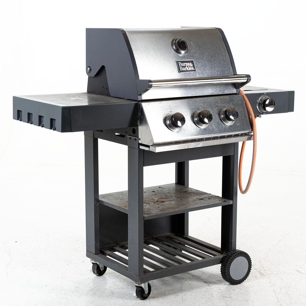 GAS GRILL, Burns & Barkles.