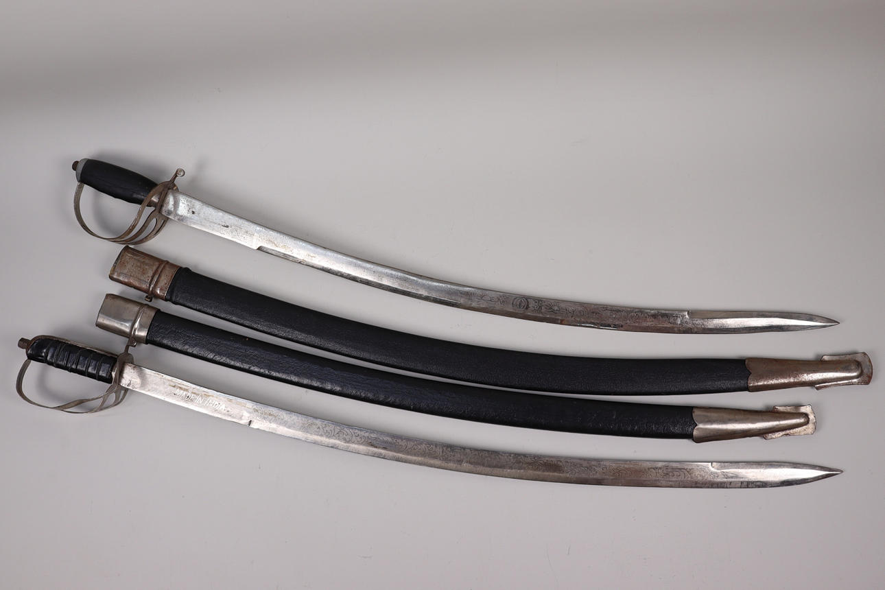 SABEL, India, 20th century, 2pcs.