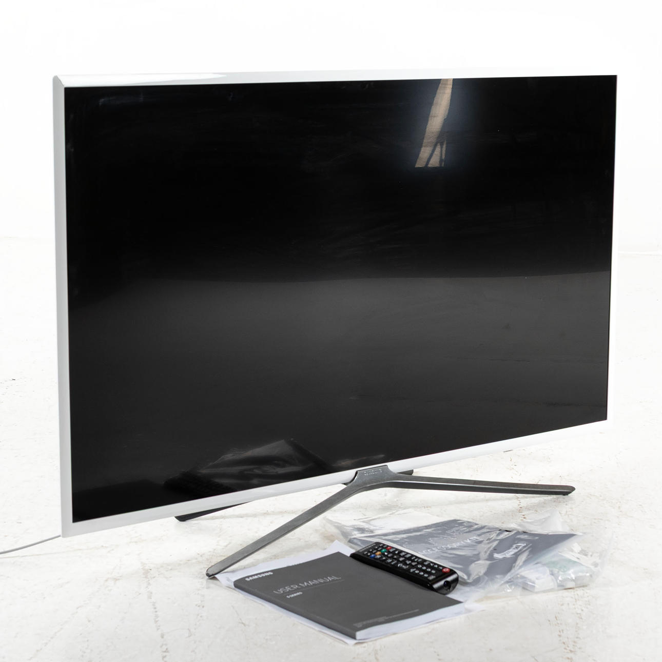 Fernseher, Samsung UE43M5515AK.